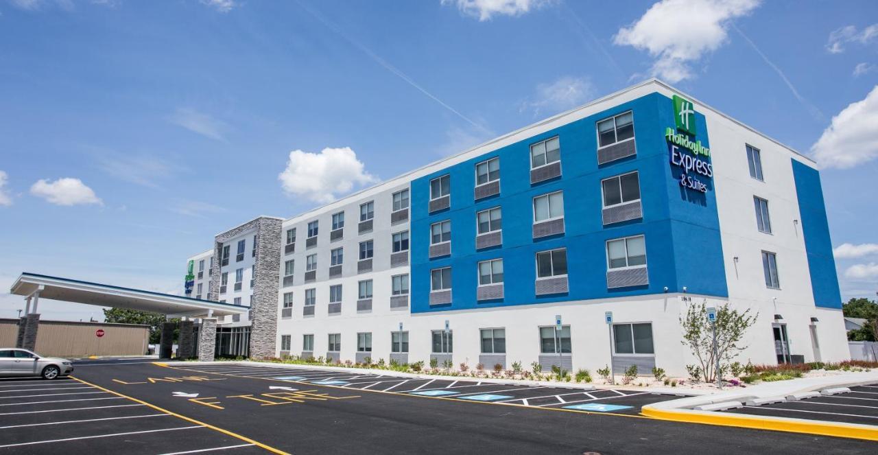Holiday Inn Express & Suites Rehoboth Beach By Ihg Exterior photo